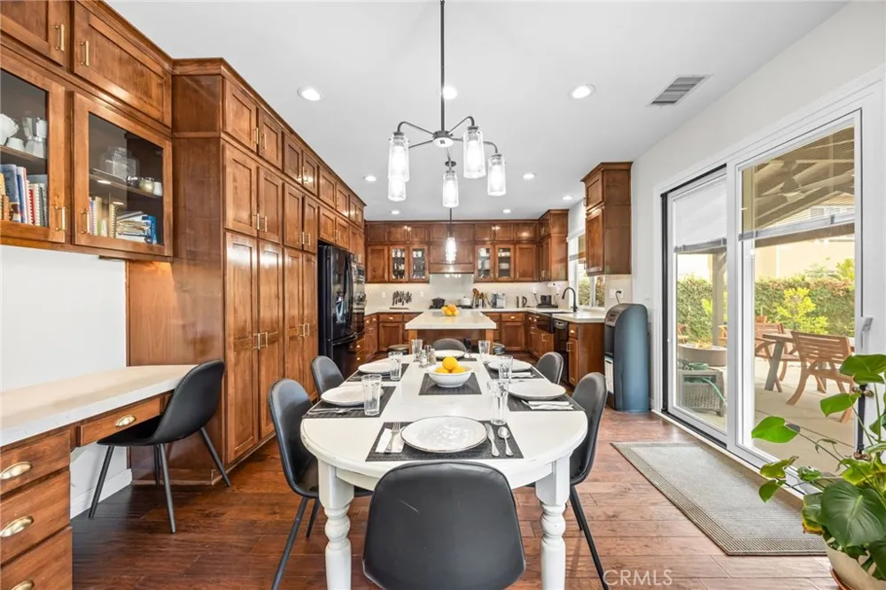 2707 Ashwood Costa Mesa, CA 92626