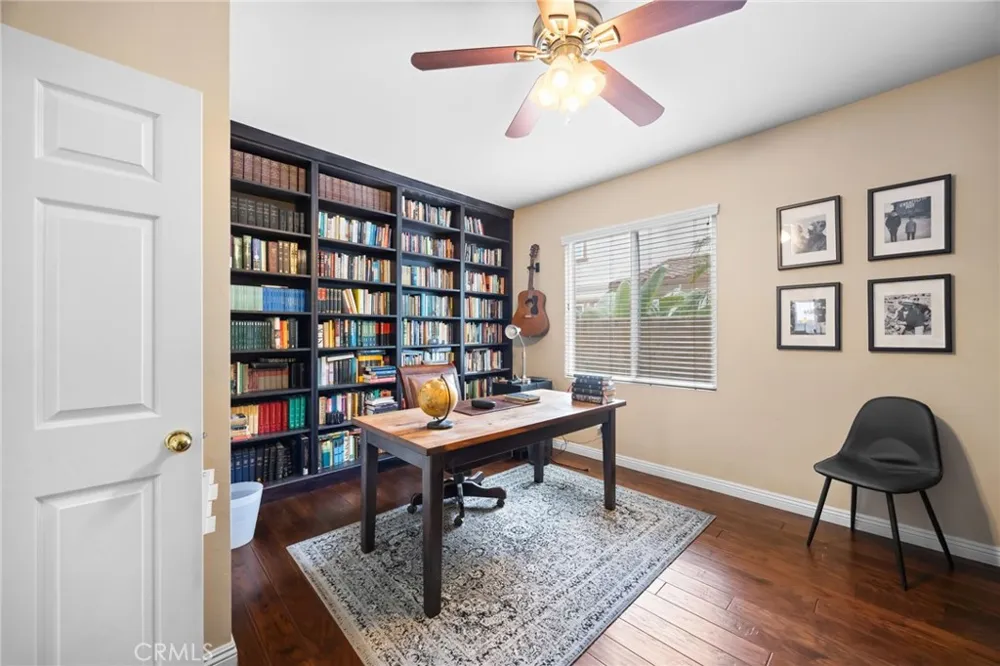 2707 Ashwood Costa Mesa, CA 92626