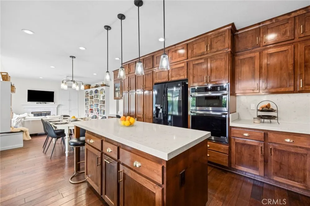 2707 Ashwood Costa Mesa, CA 92626