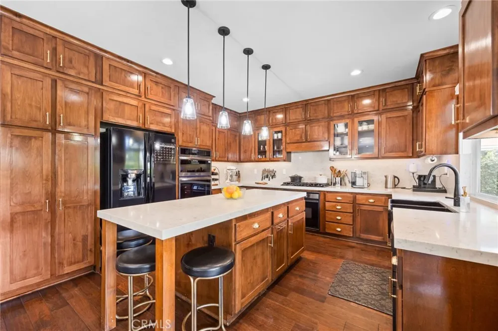 2707 Ashwood Costa Mesa, CA 92626