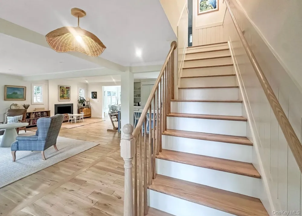 610 Eastwood Drive Cutchogue, NY 11935