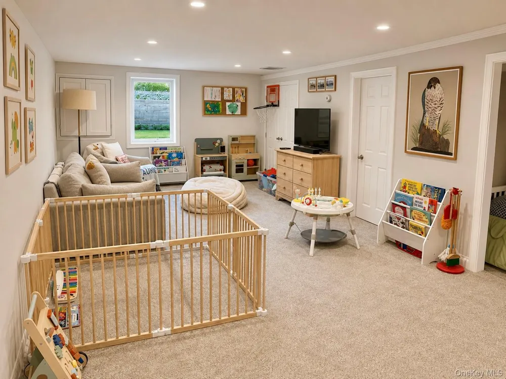 610 Eastwood Drive Cutchogue, NY 11935