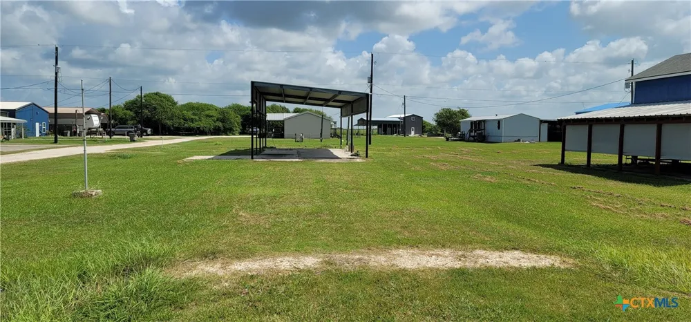 1412 Bill Tindall Avenue Seadrift, TX 77983