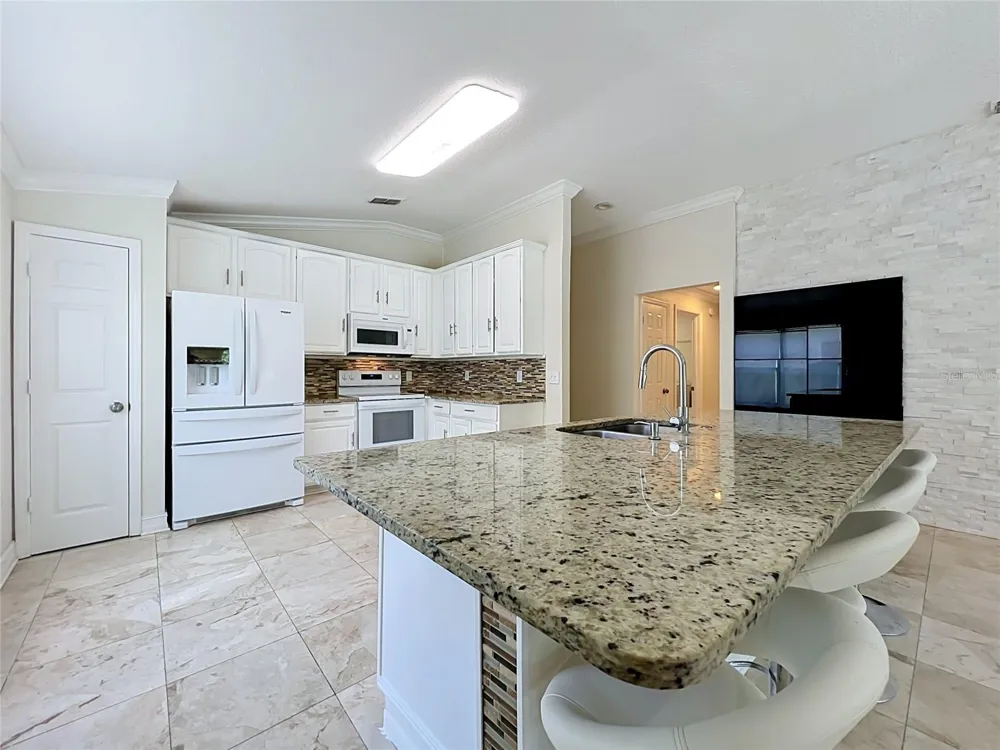 5915 BUFORD STREET Orlando, FL 32835