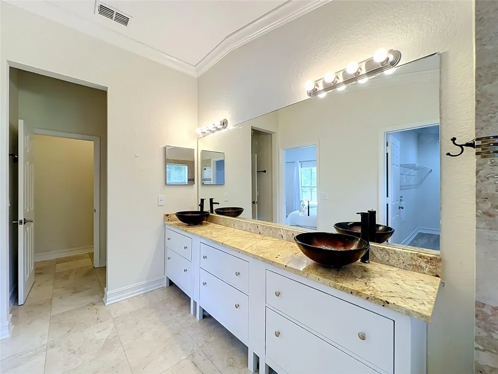 5915 BUFORD STREET Orlando, FL 32835