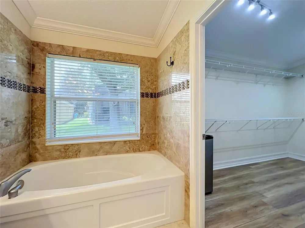 5915 BUFORD STREET Orlando, FL 32835