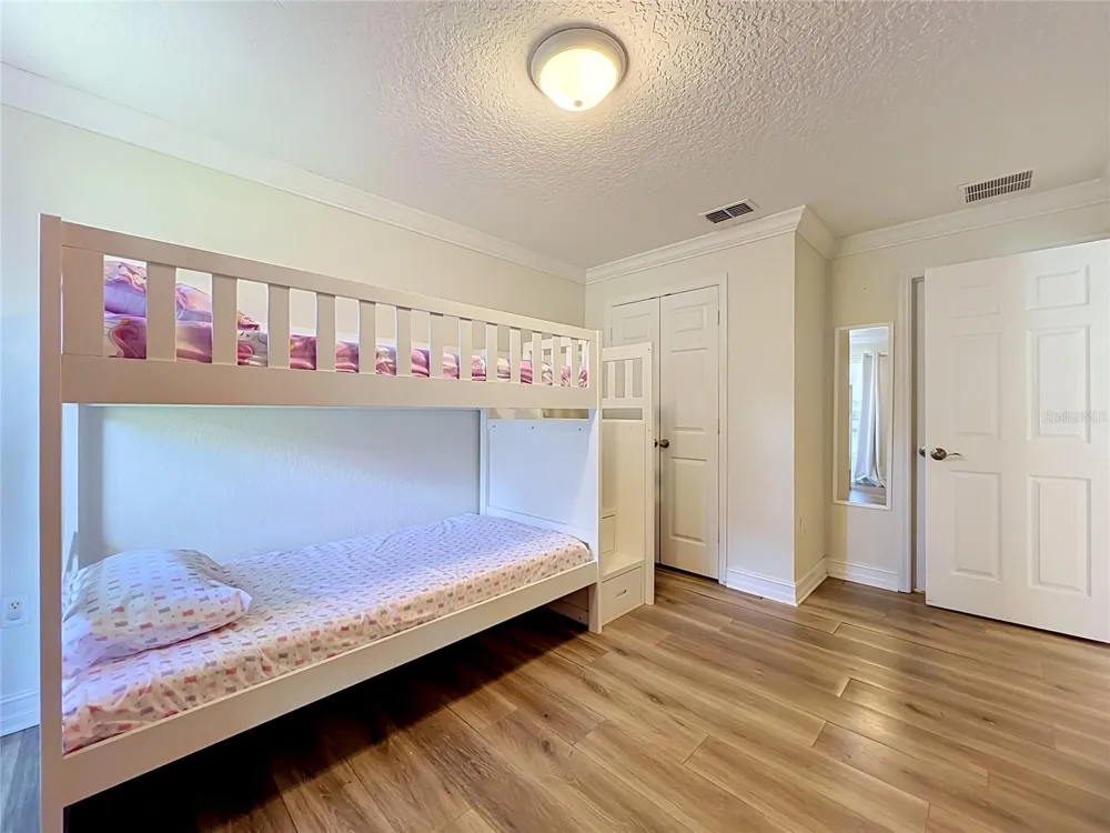 5915 BUFORD STREET Orlando, FL 32835