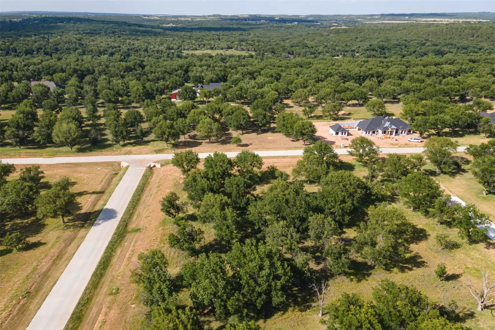 2200 E Landings S Granbury, TX 76049