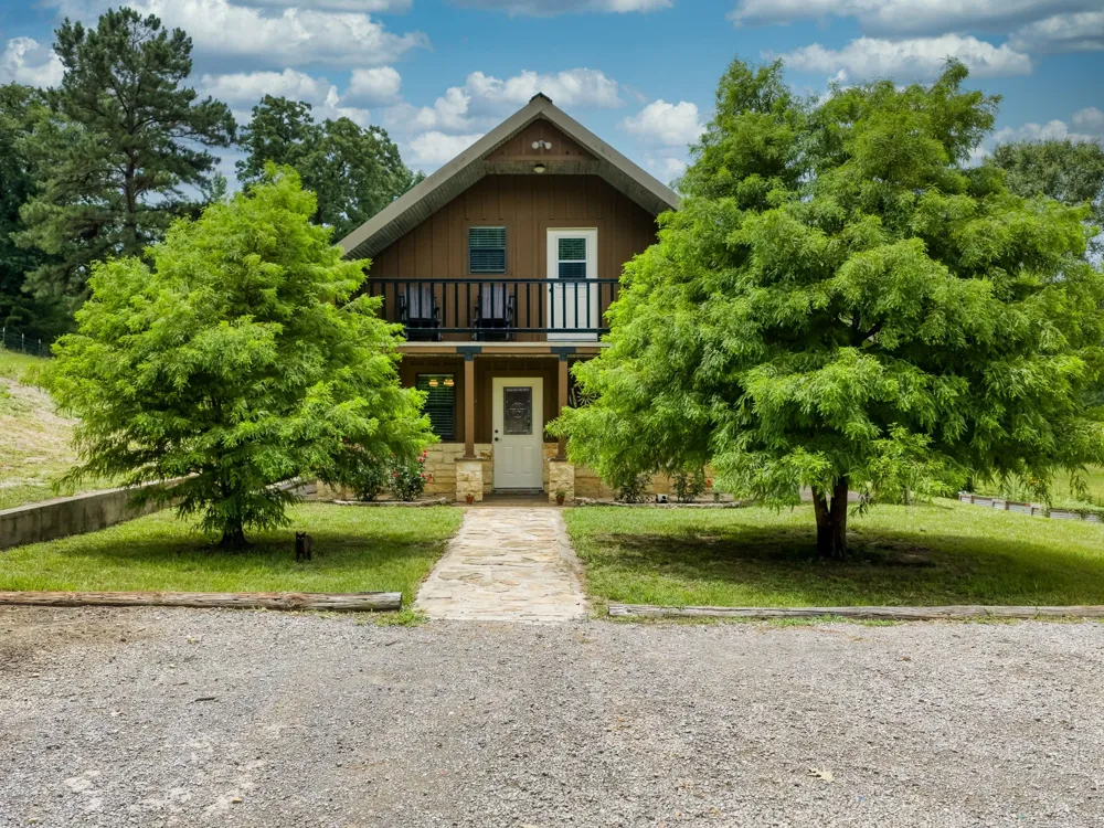 4240 County Road 2107 Rusk, TX 75785