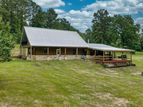 4240 County Road 2107