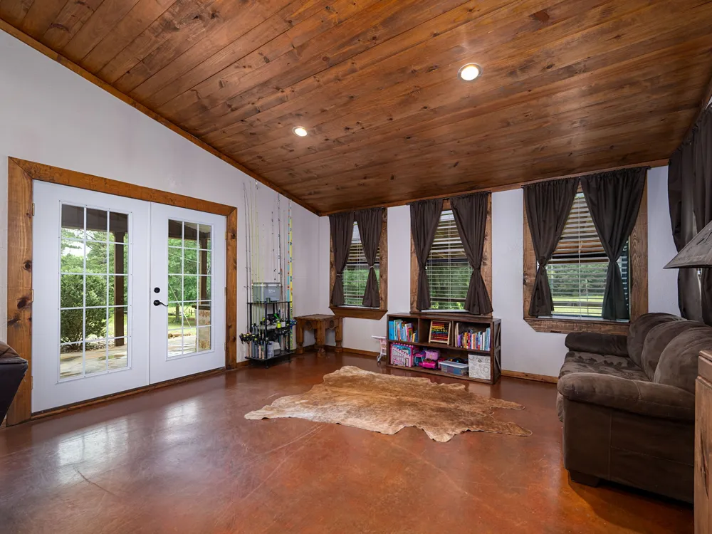 4240 County Road 2107 Rusk, TX 75785