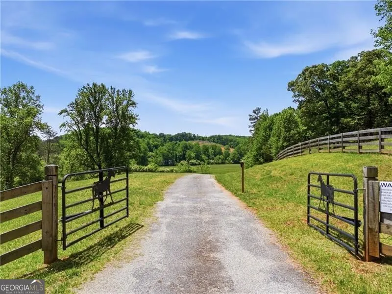 619 Hamp Mill RD Dahlonega, GA 30533