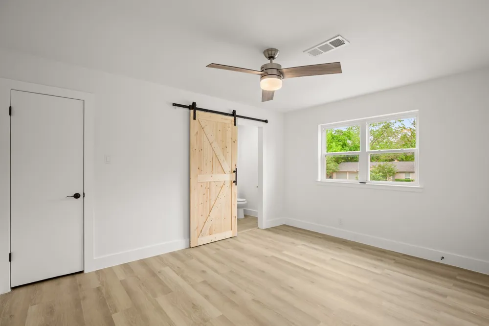9006 Lodge Court Austin, TX 78758