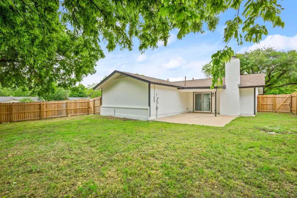 9006 Lodge Court Austin, TX 78758