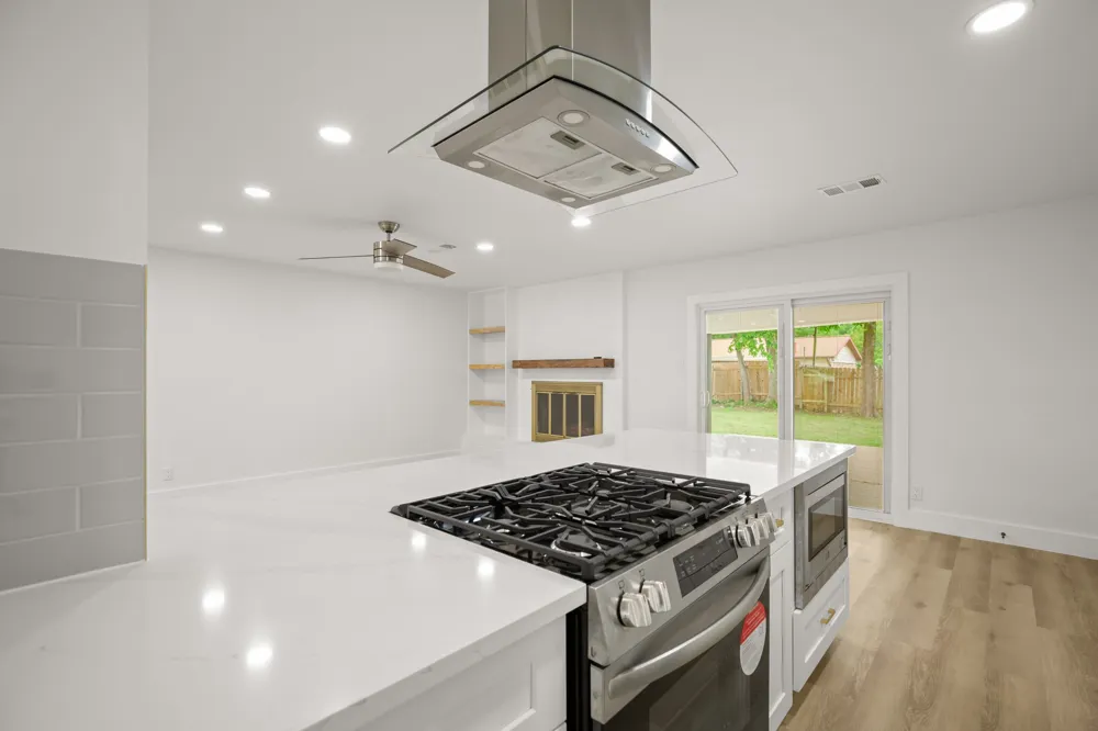 9006 Lodge Court Austin, TX 78758