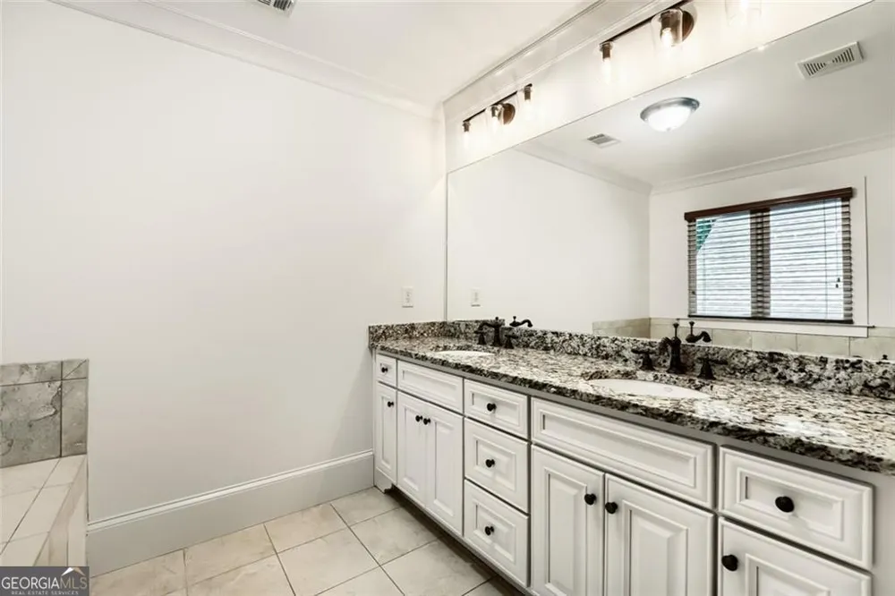 3406 Keswick CT Chamblee, GA 30341