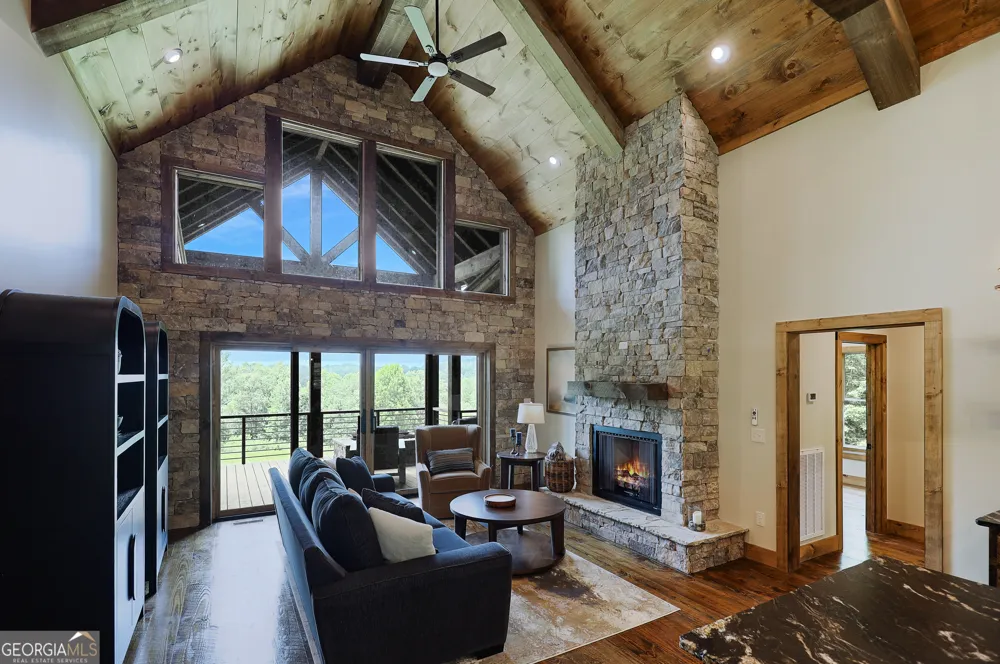 356 Arbor Creek TRL Mineral Bluff, GA 30559