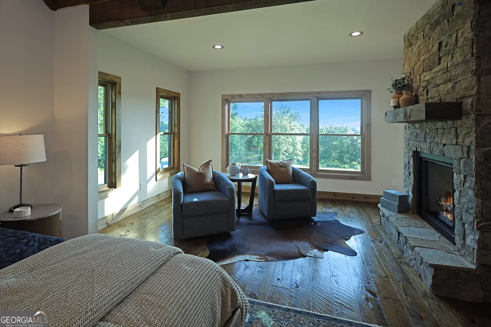 356 Arbor Creek TRL Mineral Bluff, GA 30559