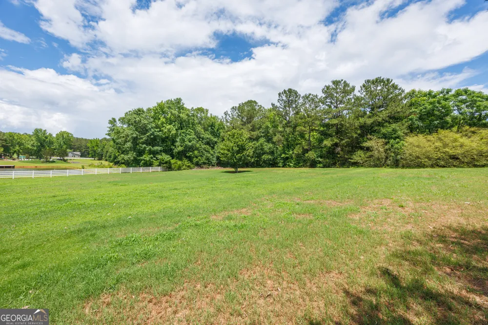 61 Triple Crown Way Forsyth, GA 31029