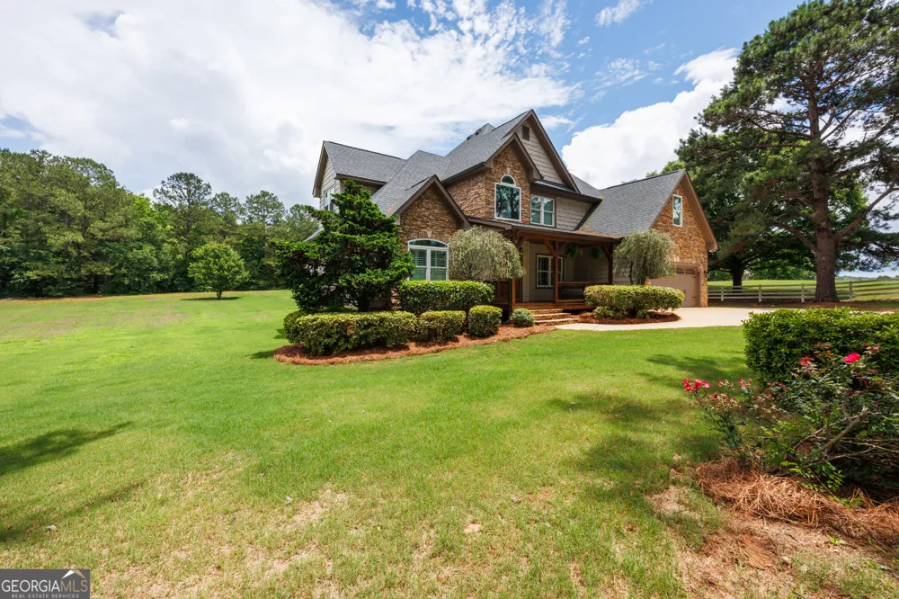 61 Triple Crown Way Forsyth, GA 31029