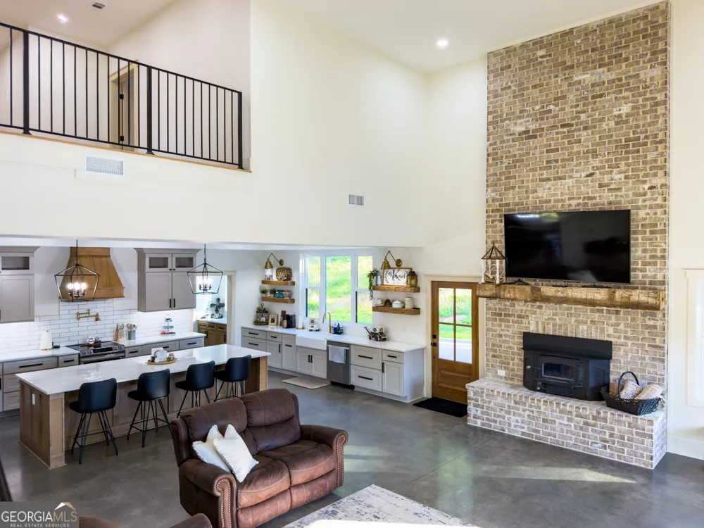 259 Garner RD Buchanan, GA 30113