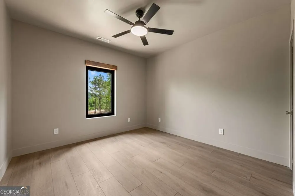 62 Tiffany LN Mineral Bluff, GA 30559