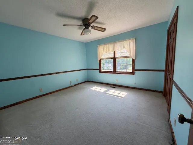 2777 Glen Echo DR Lizella, GA 31052