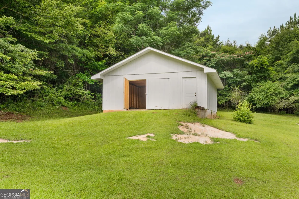 2777 Glen Echo DR Lizella, GA 31052