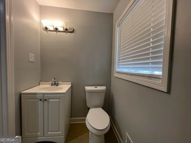 6935 Fielder RD Rex, GA 30273