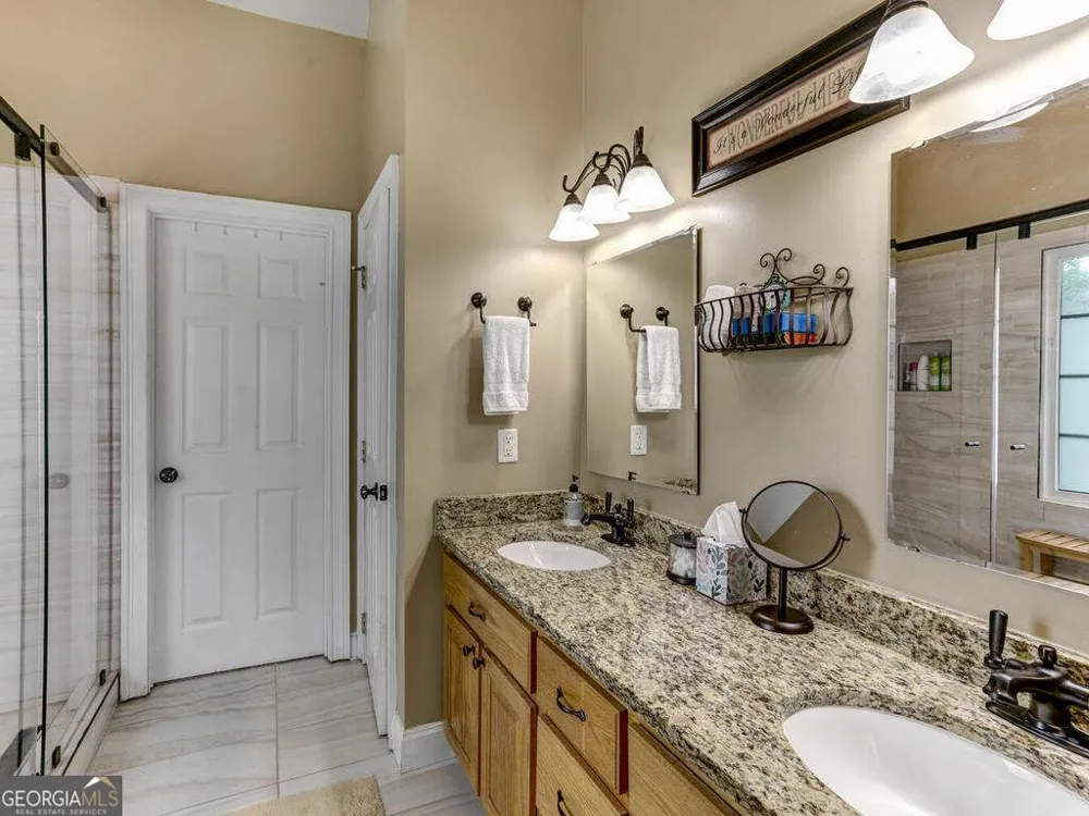 115 Country Club View Hayesville, NC 28904