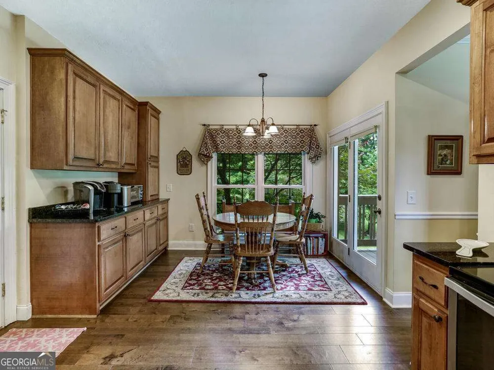 115 Country Club View Hayesville, NC 28904