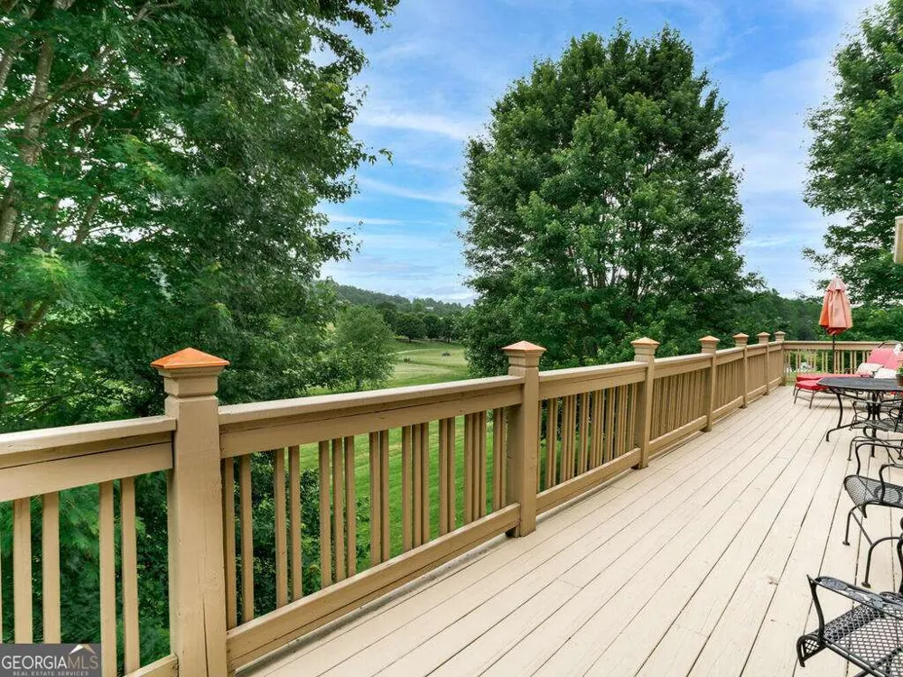 115 Country Club View Hayesville, NC 28904