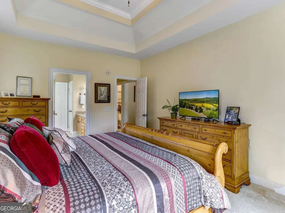 115 Country Club View Hayesville, NC 28904