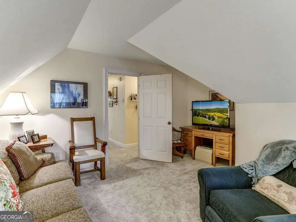 115 Country Club View Hayesville, NC 28904