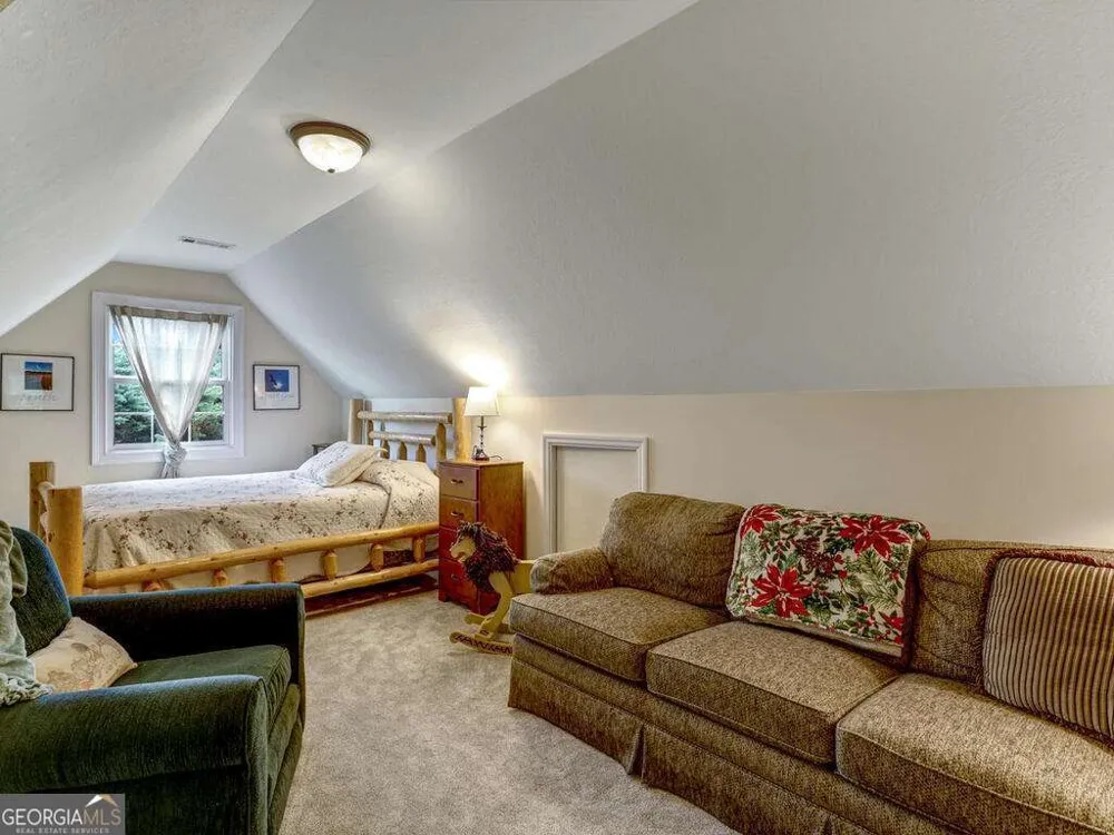 115 Country Club View Hayesville, NC 28904