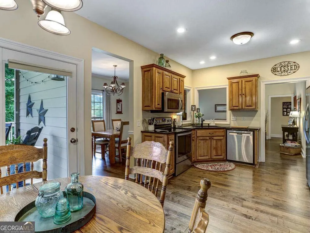 115 Country Club View Hayesville, NC 28904