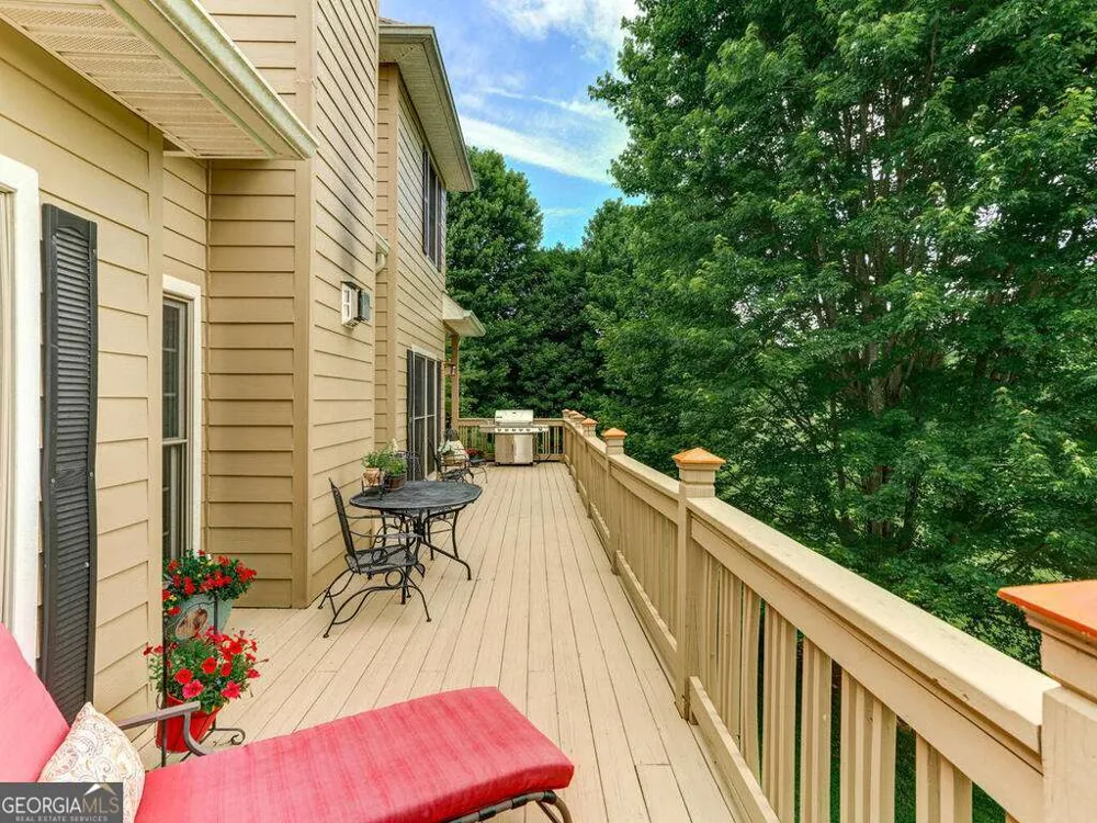 115 Country Club View Hayesville, NC 28904