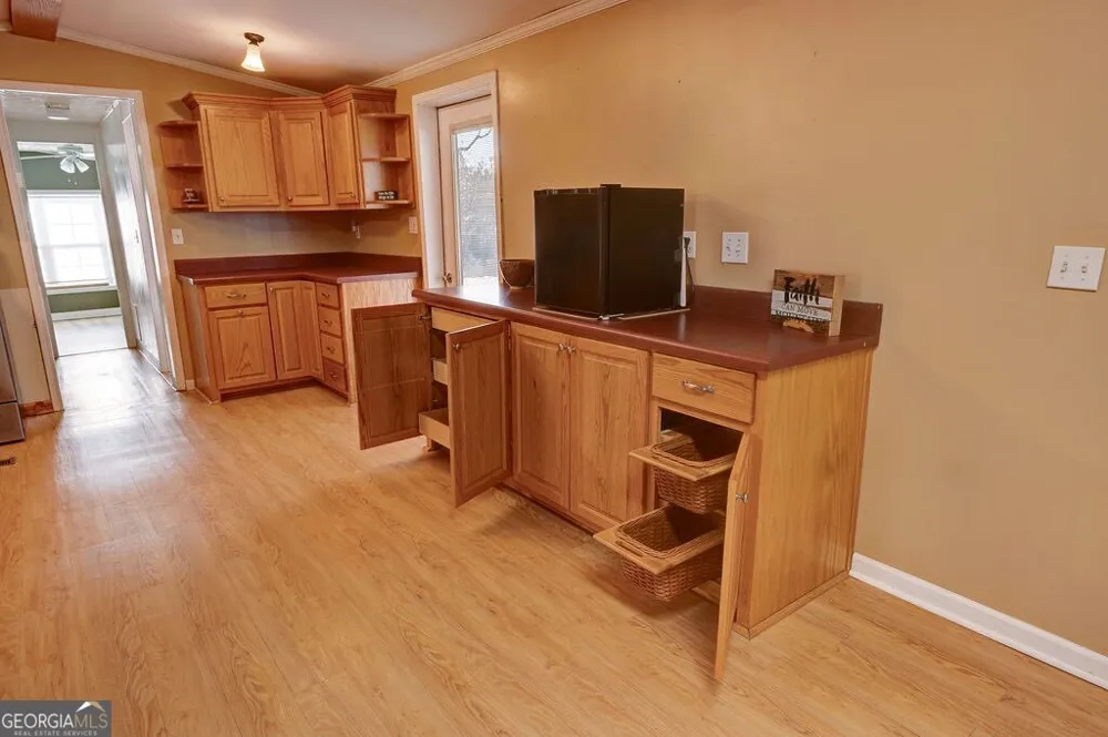 960 Mcentyre LOOP SE Calhoun, GA 30701
