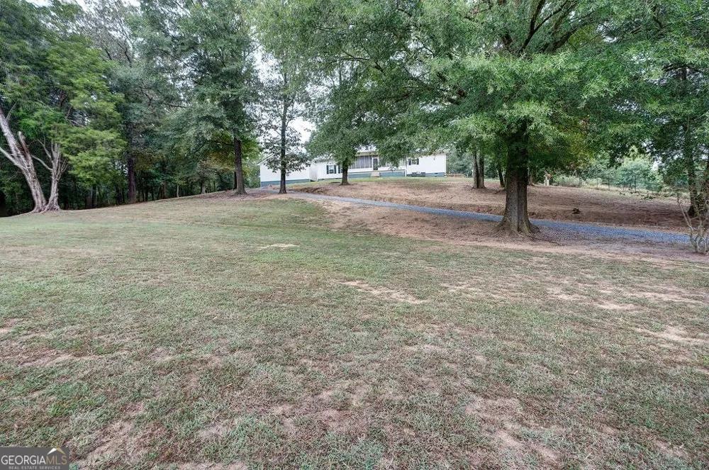 960 Mcentyre LOOP SE Calhoun, GA 30701