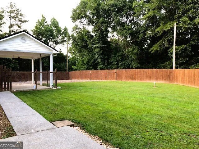 960 Mcentyre LOOP SE Calhoun, GA 30701