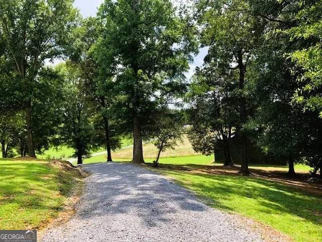 960 Mcentyre LOOP SE Calhoun, GA 30701