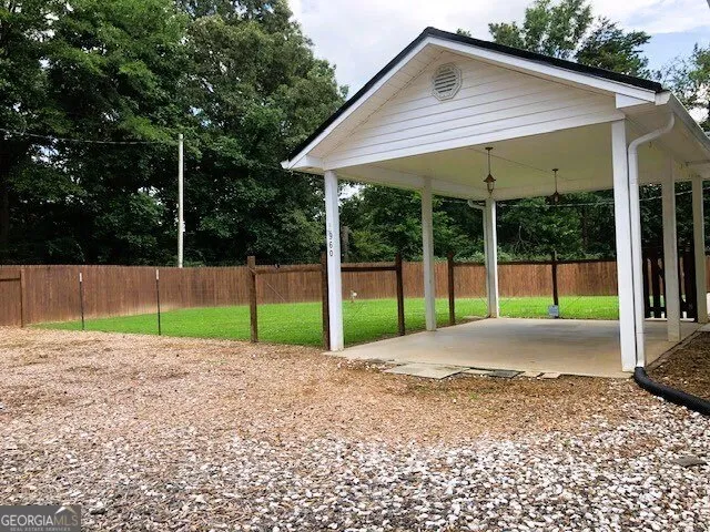 960 Mcentyre LOOP SE Calhoun, GA 30701