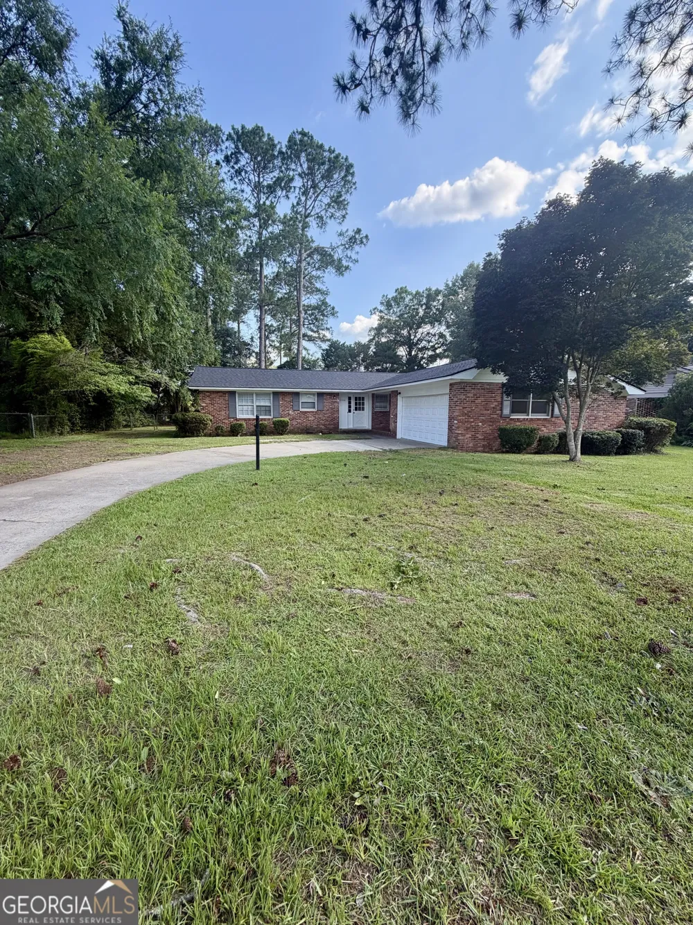 1100 Pineneedle DR Perry, GA 31069