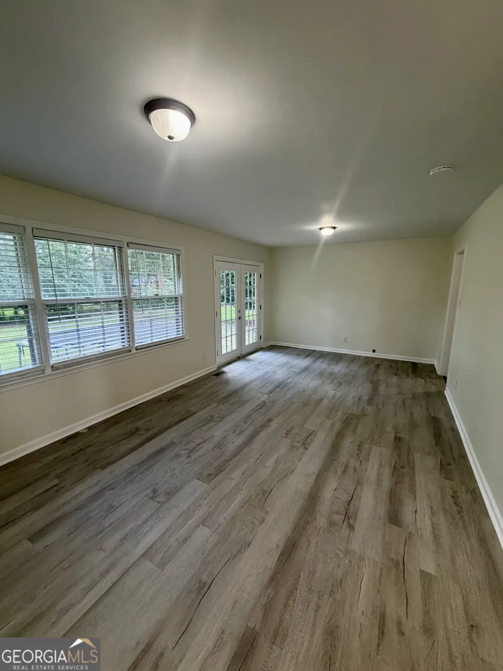 1100 Pineneedle DR Perry, GA 31069