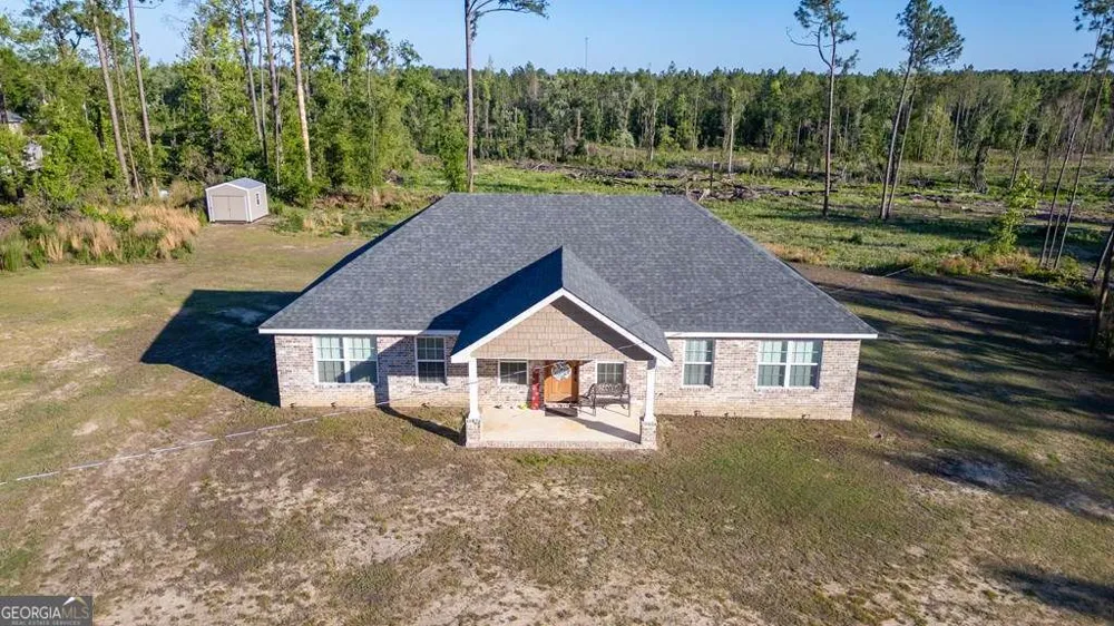 333 E Gillis ST Mount Vernon, GA 30445