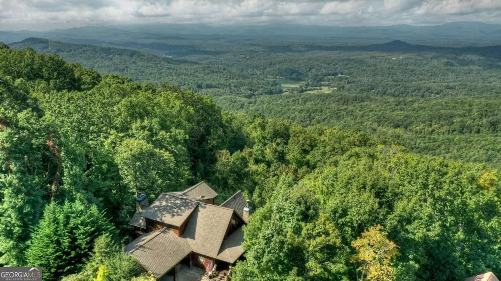 1404 Mountain High DR Mineral Bluff, GA 30559