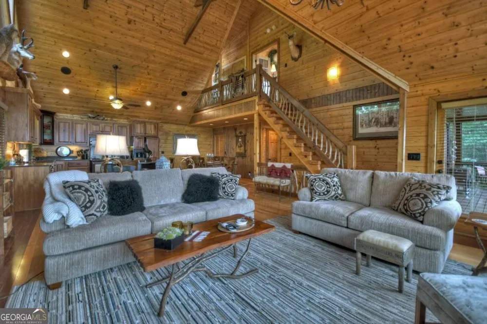 1404 Mountain High DR Mineral Bluff, GA 30559