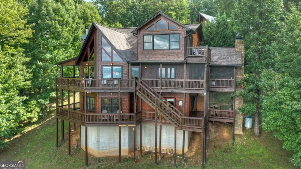 1404 Mountain High DR Mineral Bluff, GA 30559