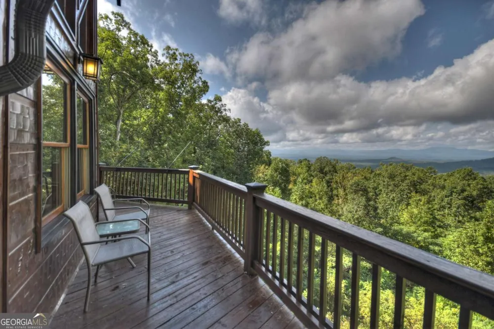 1404 Mountain High DR Mineral Bluff, GA 30559