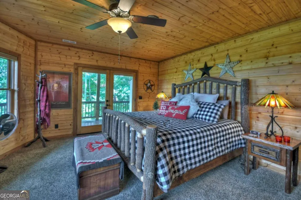 1404 Mountain High DR Mineral Bluff, GA 30559